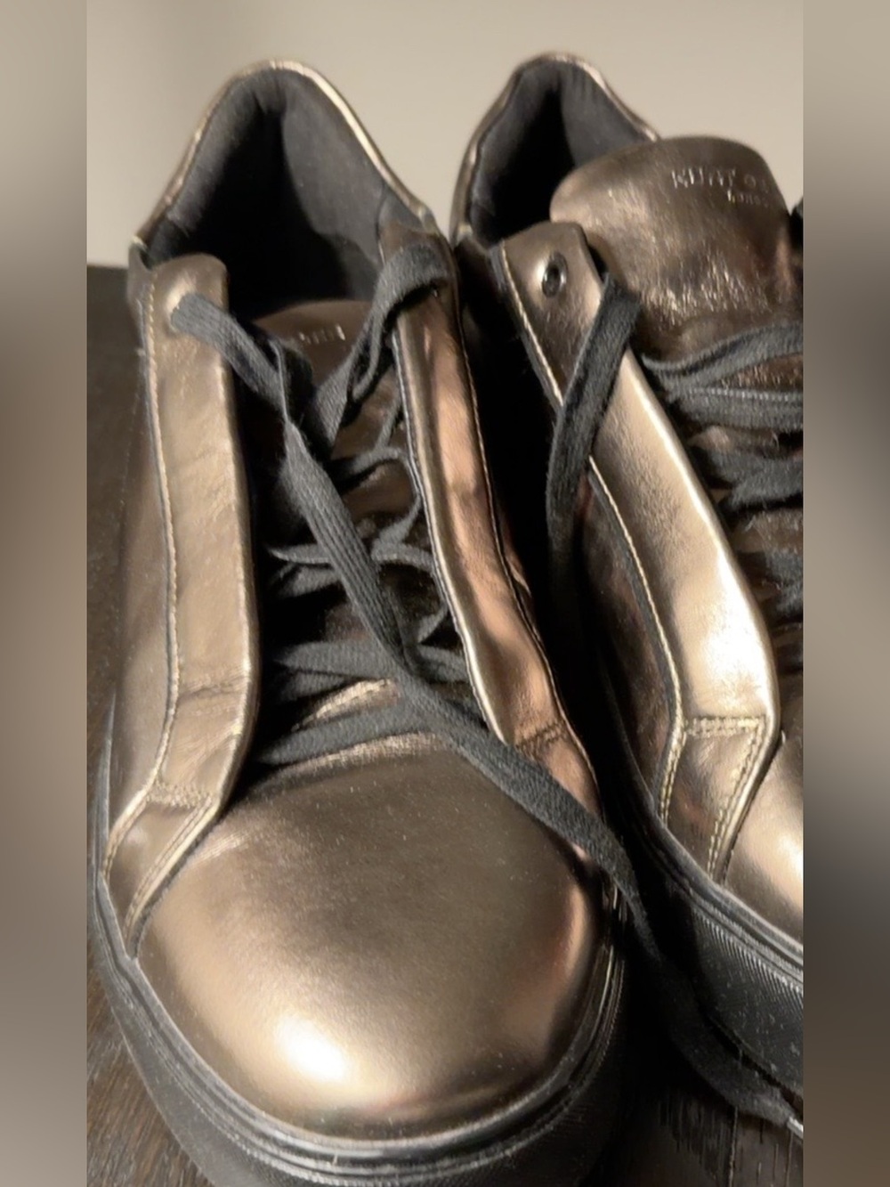 Men Metallic Black Lace-Up Sneakers